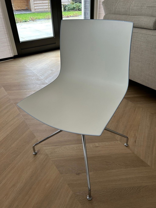 5X Arper Catifa Chairs