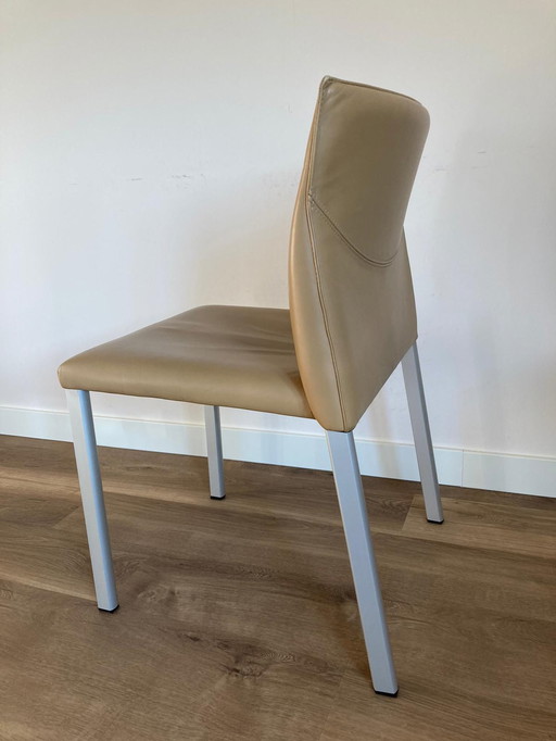 6 chaises de salle à manger en cuir Leolux Myto Sand