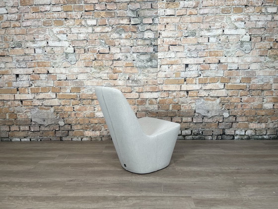 Image 1 of Vitra Monopod cream armchair