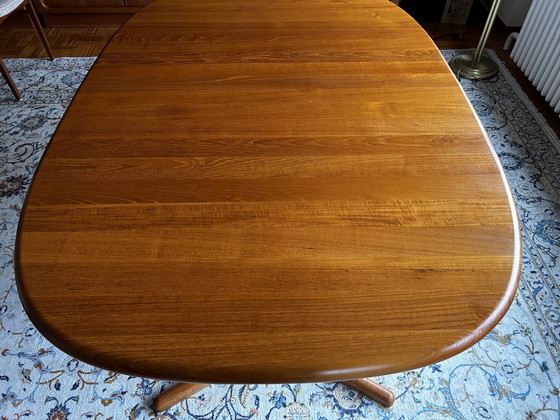 Image 1 of Drylund Extendable Teak Dining Table