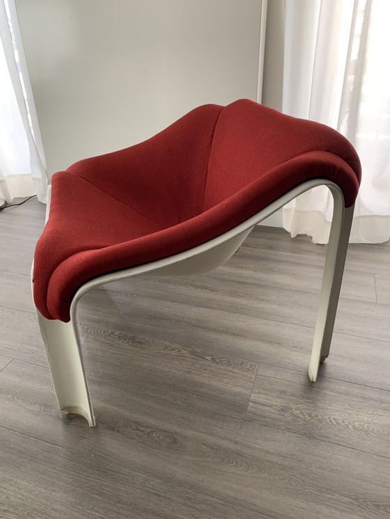 Image 1 of Artifort F300 Lounge Chair