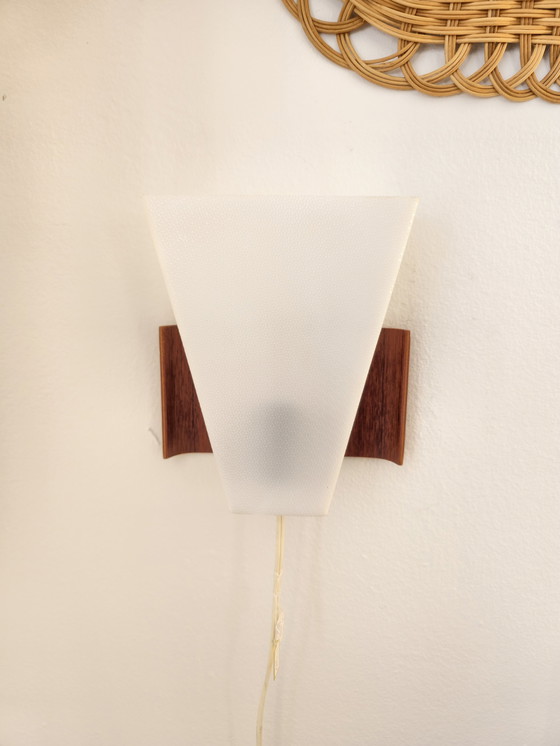 Image 1 of Lampada da parete scandinava vintage Louis Kalff Philips