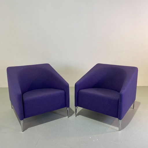 2x Artifort Seven chairs