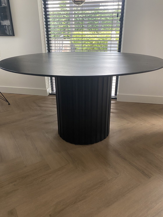 Image 1 of HK Living Pillar dining table