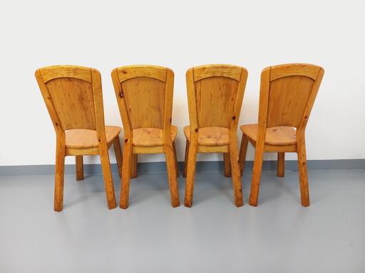 Suite Of 4 Vintage Pine Chairs From The 70s