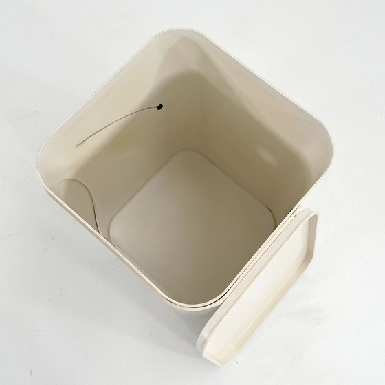 Image 1 of Laundry Bin By Anna Castelli For Kartell, 1970S