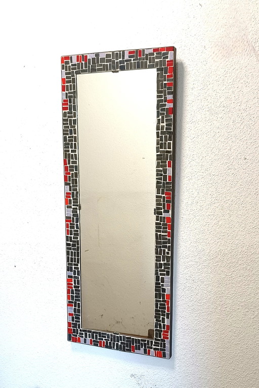 Miroir en mosaïque des années 60 avec bord en laiton