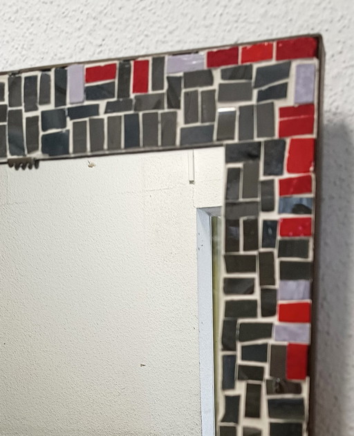 Miroir en mosaïque des années 60 avec bord en laiton