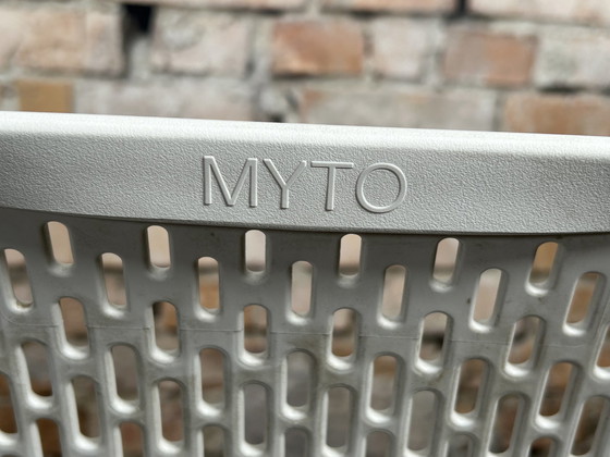 Image 1 of Shelf Myto Cream