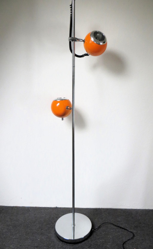 Leitmotiv standing bulb lamp