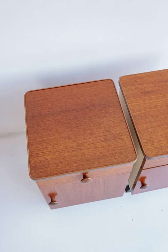 Image 1 of 2x comodini vintage