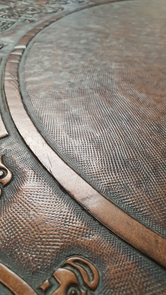 Image 1 of Table basse vintage Angel Pazmino en cuir cognac