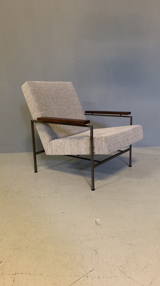 Rob Parry 2280 Armchair