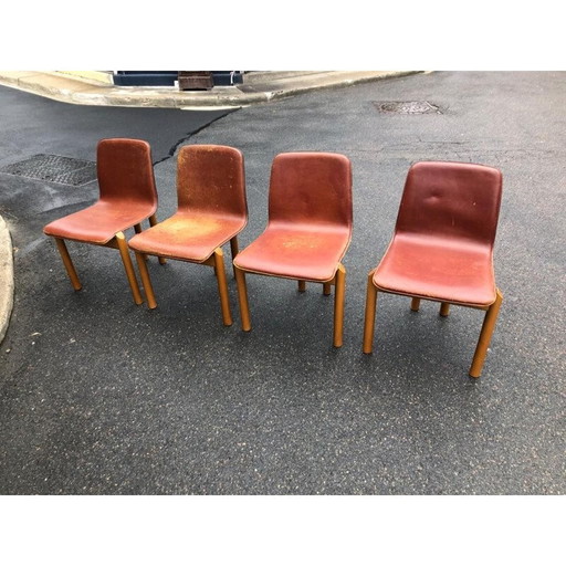 Set of 4 vintage chairs in Italian leather 1970