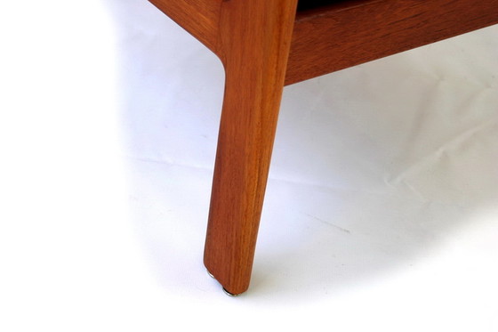 Image 1 of Arne Wahl Iversen pour Komfort Denmark, Mid Century Danish Teak Lounge Chair / Fauteuil, nouvelle couverture