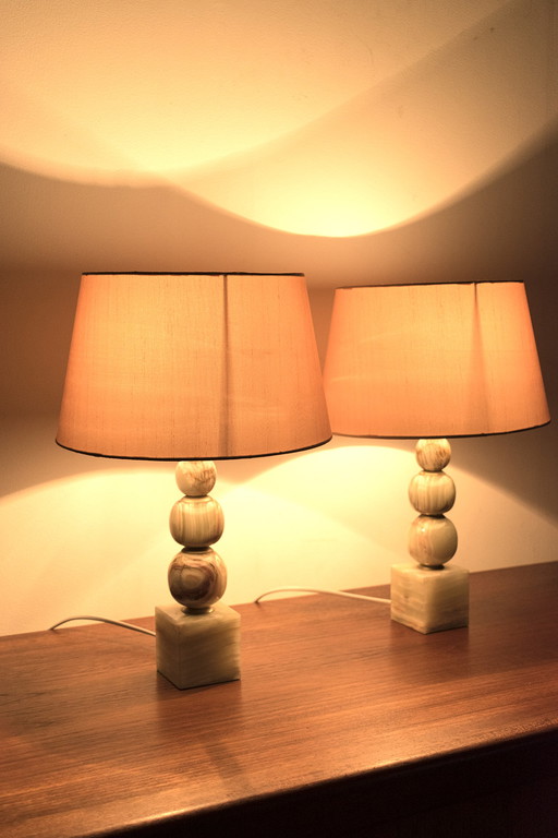 2x onyx table lamps