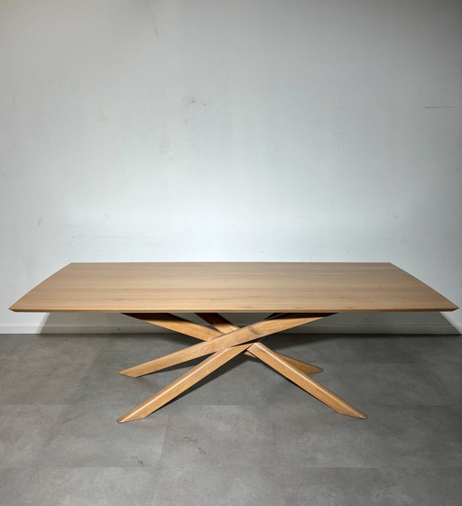 Ethnicraft - Mikado Dining Table