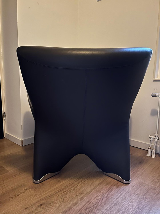 Image 1 of Leolux armchair