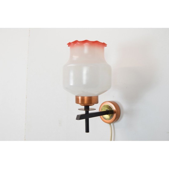 Image 1 of Lámpara de pared de vidrio y metal de mediados de siglo, Checoslovaquia, década de 1960