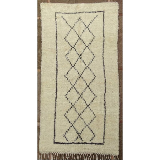 Image 1 of Vintage Berber carpet in natural wool, Morocco
