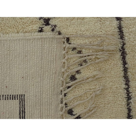 Image 1 of Vintage Berber carpet in natural wool, Morocco