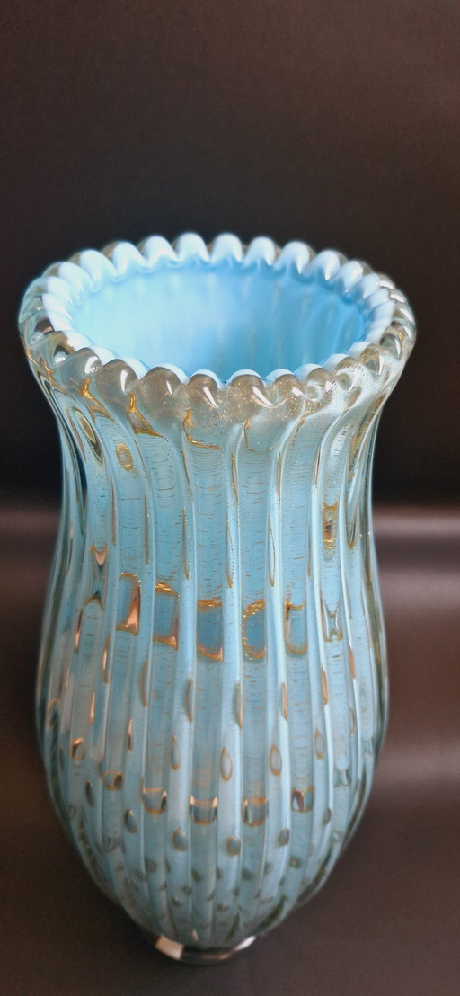 50'S Alfredo Barbini Murano Glass Opaline Large Vase With Controlled Bubbles And Gold Leaves 