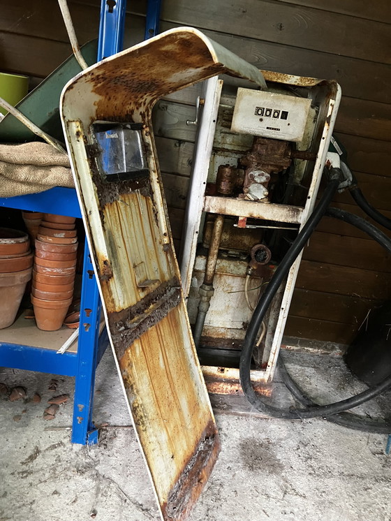 Image 1 of Gas Pump "William M. Wilson'S Sons Inc., Lansdale, Pennsylvania, U.S.A." 50S