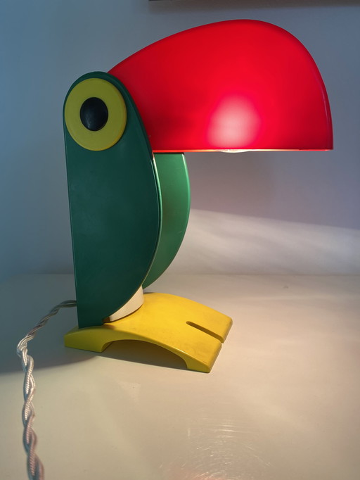 Vintage toucan lamp