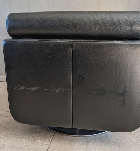 Image 1 of Fauteuil pivotant Natuzzi