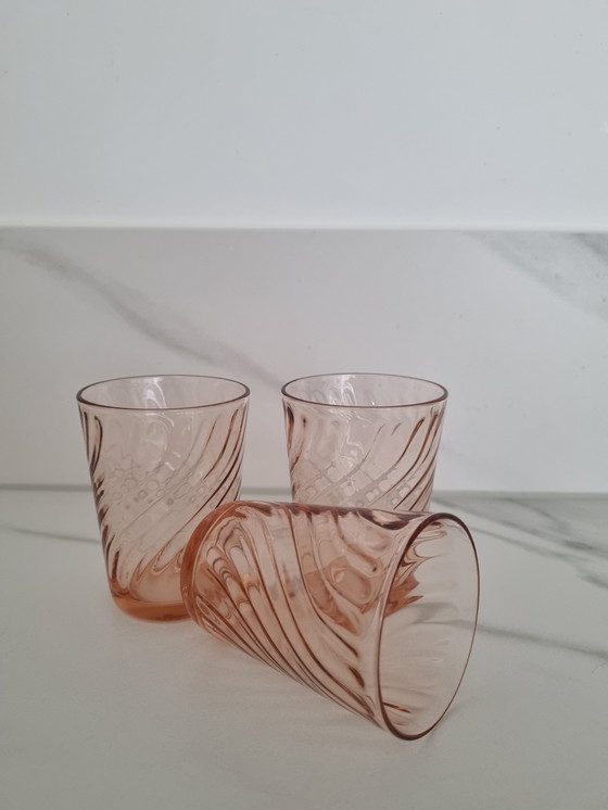 Image 1 of Luminarc Dinnerware Set