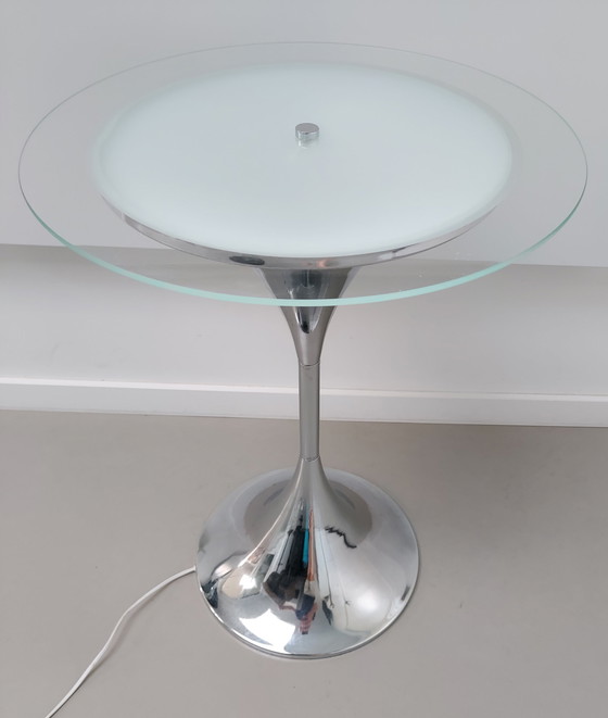 Image 1 of Table d'appoint vintage avec éclairage