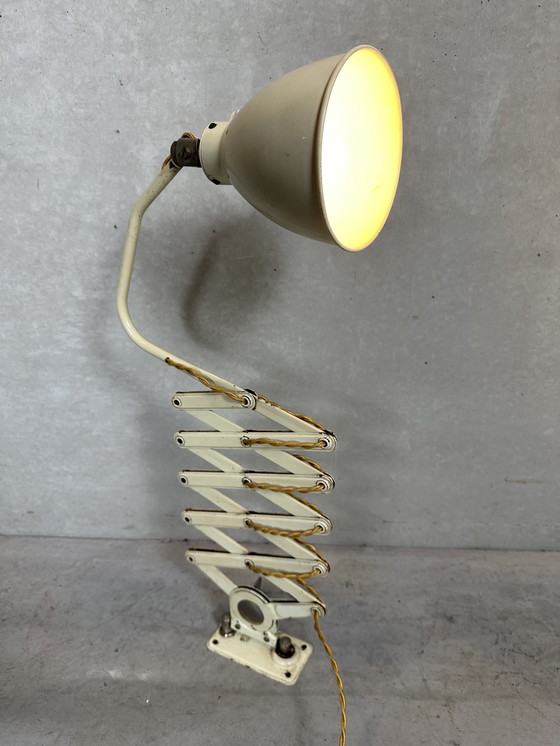 Image 1 of Lampe à ciseaux vintage AGI