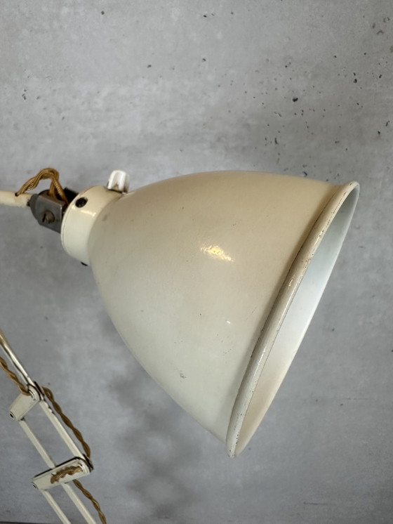 Image 1 of Lampe à ciseaux vintage AGI