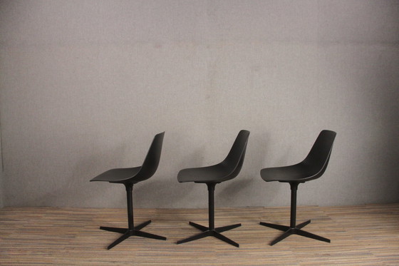 Image 1 of 3X Lapalma Miunn S162 Chairs In Dark Wood