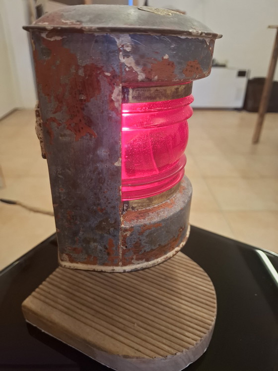 Image 1 of Lampada unica per nave sul lato sinistro