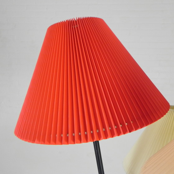 Image 1 of Lampadaire lampe sprite avec 3 abat-jours en plastique, années 1950