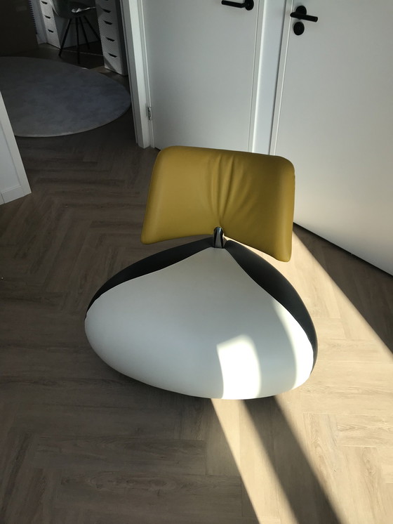 Image 1 of Leolux Pallone chair