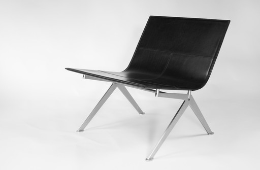 LaPalma Fenj lounge chair by Enzo Berti