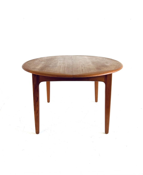 Image 1 of Extendable Dining Table, Svend Åge Madsen '60