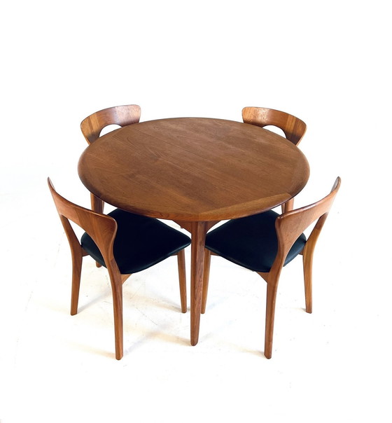 Image 1 of Extendable Dining Table, Svend Åge Madsen '60