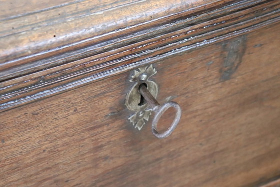 Image 1 of Baúl de mantas de madera antiguo, siglo XVII