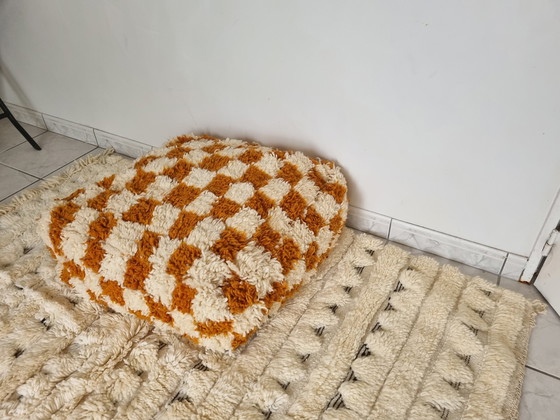 Image 1 of Berber cushion