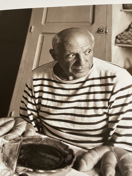 Image 1 of Robert Doisneau  (1912-1944), Les Pains De Picasso, Vallauris 1952, Copyright Robert Doisneau/ Gamma Rapho, Sucession Picas