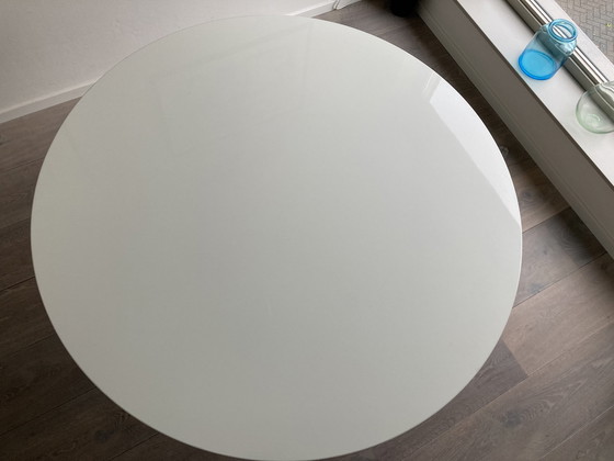 Image 1 of Kartell Table de salle à manger Glossy ronde blanche 127cm de diamètre