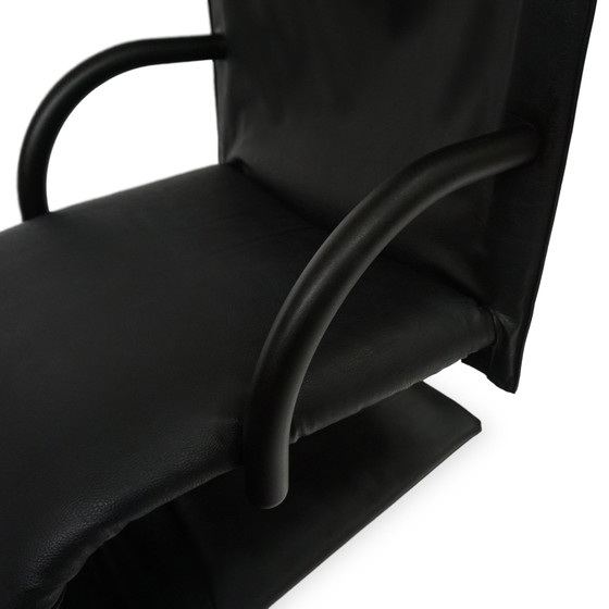 Image 1 of Sillón Zen Ligne Roset | Silla cantilever de piel sintética negra