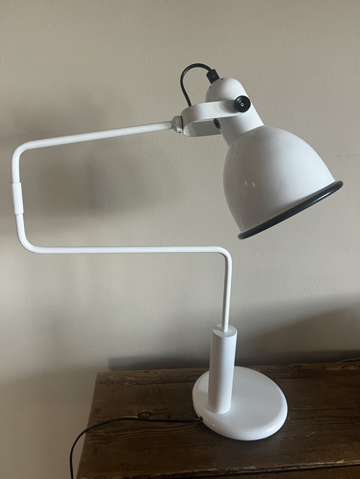 Anvia Table Lamp