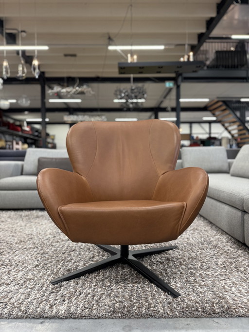 Bree'S New World Legendary Swivel Armchair Cognac Leather