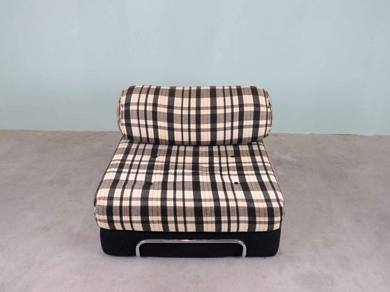 Image 1 of Classic checkered daybed armchair