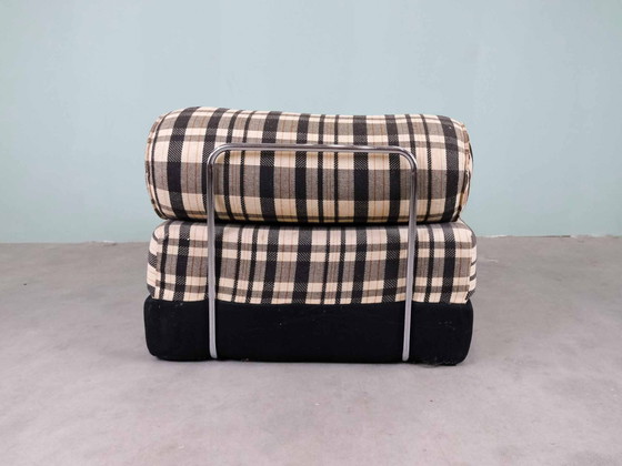 Image 1 of Classic checkered daybed armchair