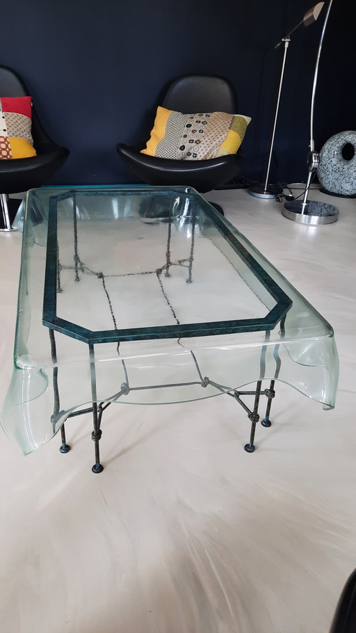 Design glass coffee table